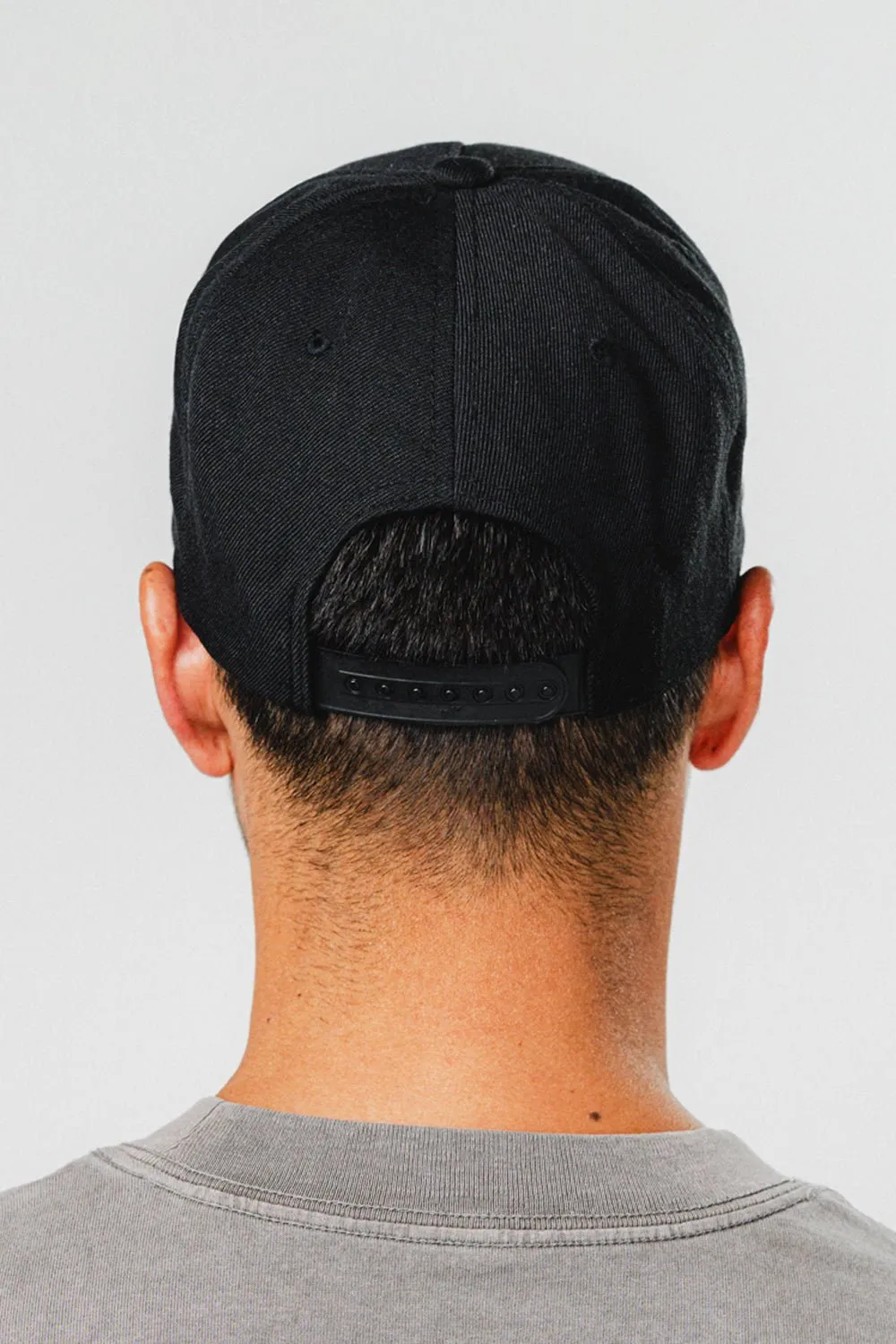 Barra da Tijuca Snapback Cap - Black