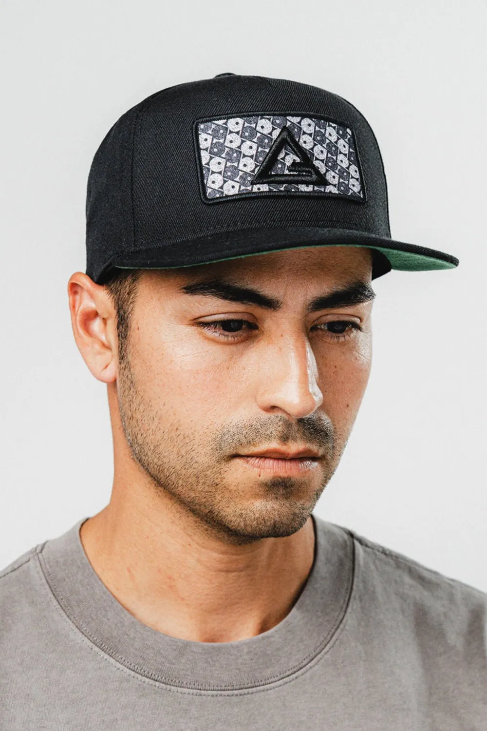 Barra da Tijuca Snapback Cap - Black