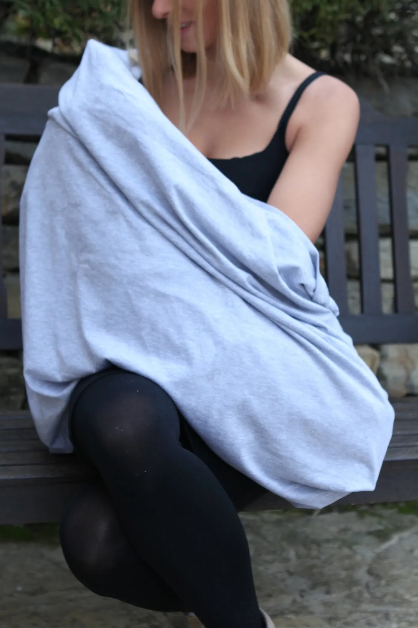 Breastfeeding Scarf Grey