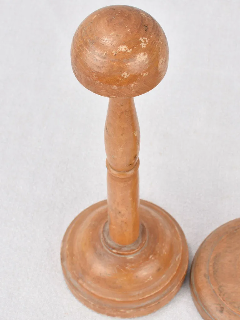 Collection of 3 hat stands, 19th-century